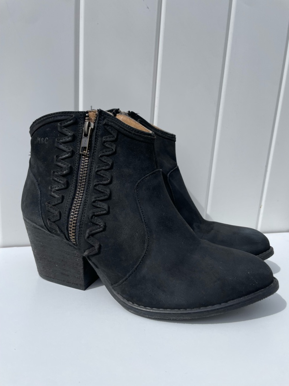 Musse & Cloud Ankle Booties with Side Zip